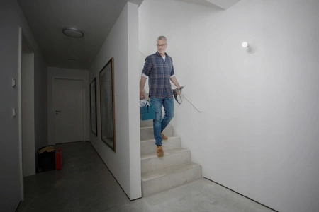 Żarówka LED E27 A60 10W = 75W 1055lm 4000K Neutralna 260° z Czujnikiem Ruchu LUMILED