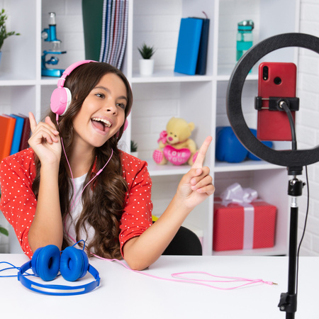 Lampa Podłogowa LED 15W 330lm 2700-4000-6500K Ciepła 360° Czarna Ściemnialna SELFIE Sanico Goldlux