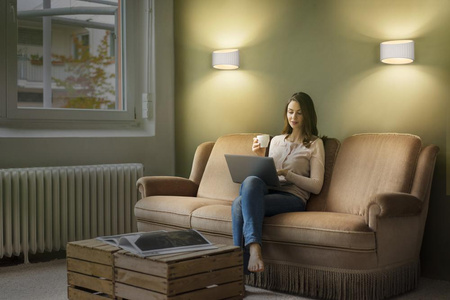 Lampa Ścienna Dekoracyjna Kinkiet Oprawa Natynkowa E27 Biały Decor Ledvance