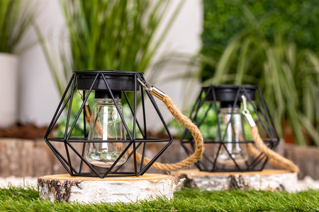 Lampa Solarna Wisząca LED Zewnętrzna Ogrodowa Latarenka 3000K IP44 Czujnik Zmierzchu