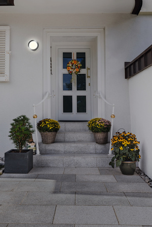 Kinkiet Ogrodowy Lampa Elewacyjna Zewnętrzna LED 8W 370lm 3000K Ciepła Aluminium IP44 Endura Osram