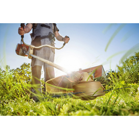 Żyłka Tnąca do Podkaszarki Kwadrat 2,4mm x 15m STANDARD CELLFAST