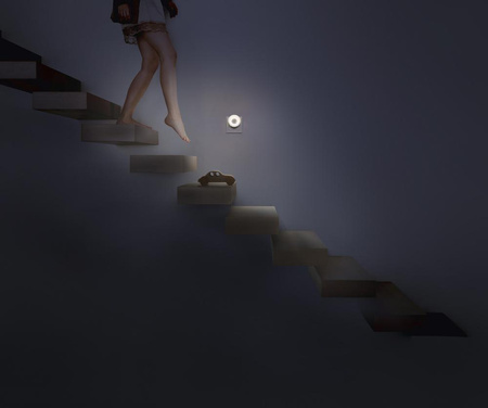 Lampa do Gniazdka Nocna Punktowa 0.31W 4lm 3000K Ciepła 135° Biała z Czujnikiem Ruchu i Zmierzchu Lunetta Osram