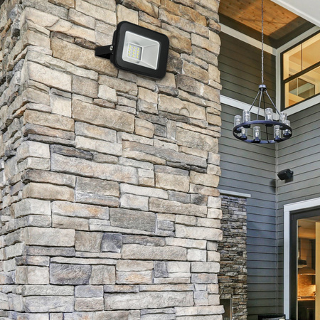 Naświetlacz LED 10W 900lm 4000K Neutralna 120° Czarna IP65 Sanico Goldlux