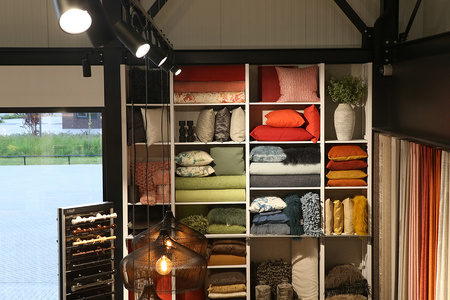 Zestaw Szyna Oświetleniowa Szynoprzewód 2m + 4x Reflektor Szynowy LED Lampa GU10 Czarno - Złota