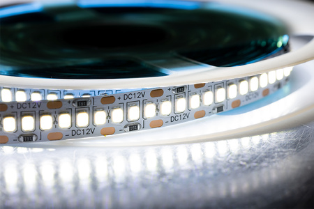 Taśma LED Pasek 12V 120W 1200LED 2835 Zimna 10mm 5m