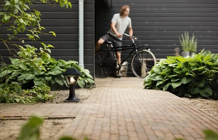 Lampa Ogrodowa Zewnętrzna SŁUPEK 30cm LATARNIA E27 IP44 Alpenglow Philips