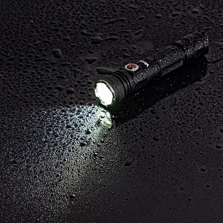 Latarka Taktyczna LED Ręczna Mocna IP44 10W 1200lm Professional VAYOX