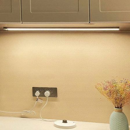 Lampka Podszafkowa LED Listwa Meblowa 2W 4500K 30cm z Czujnikiem Ruchu Srebrna