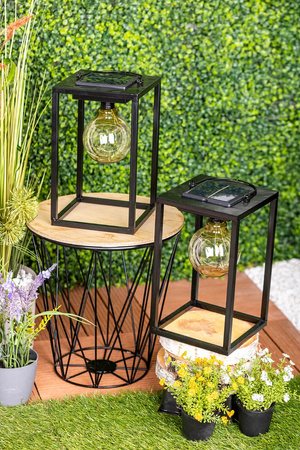 Lampa Solarna LED Zewnętrzna Ogrodowa Stojąca Wisząca Latarenka 3000K IP44 26cm Czujnik Zmierzchu