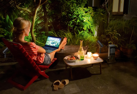 Gniazdo Zewnętrzne Terminal Wzmacniacz 2 Inteligentne Gniazda EU W lm IP44 SMART+ WiFi Terminal Ledvance