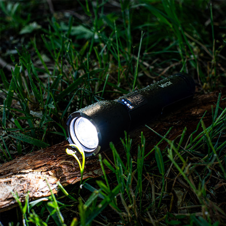 Latarka akumulatorowa LED Klasyczna 20W 800lm Lampka Ręczna Mocna ZOOM VA0180 VAYOX