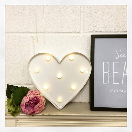 Lampka nocna Serce dekoracyjne na baterie 2x AA 1,5V 6x LED MILAGRO EKD3720