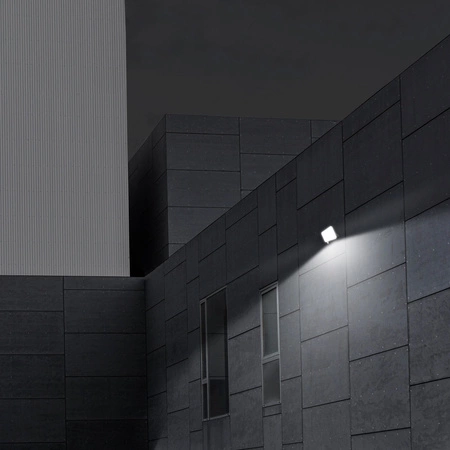 Naświetlacz LED 10W 950lm 5000K Zimna Czarny z Mleczną Przesłoną Videx