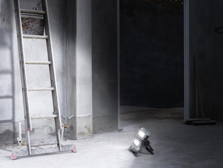 Naświetlacz Halogen LED Lampa Akumulatorowa Robocza 7W Przenośny Reflektor Worklight Ledvance