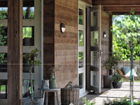 Kinkiet Ogrodowy Lampa Elewacyjna Zewnętrzna LED 5.5W 600lm 2700K IP44 z Czujnikiem Ruchu i Zmierzchu Antracyt Capricorn Philips