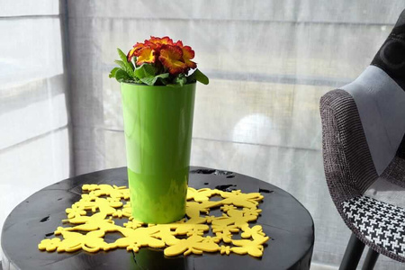 Donica Stożek Ogrodowa z Wkładem Doniczka Dekoracyjna 40x40cm Domowa Okrągła do Kwiatów Czarna POŁYSK