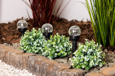 Lampa Solarna Ogrodowa LED Wbijana 5500-6000K IP44 33cm Czujnik Zmierzchu