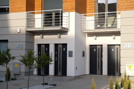 Lampa Ogrodowa Zewnętrzna Elewacyjna KINKIET LED Adela 8002 AL E27 Su-Ma