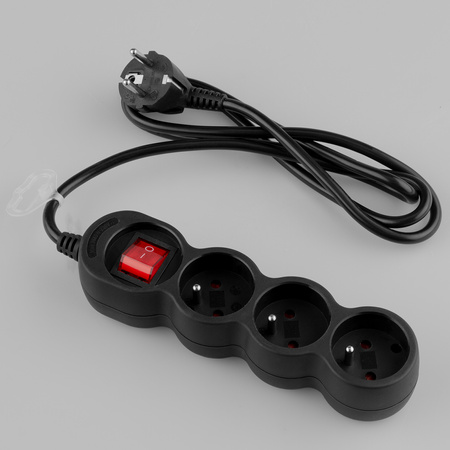 Przedłużacz Sieciowy Kabel z Uziemieniem Listwa Zasilająca 3 Gniazda 1.5m Włącznik ON/OFF Czarny Sznur Lendo Lumiled