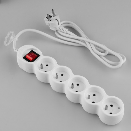Przedłużacz Sieciowy Kabel z Uziemieniem Listwa Zasilająca 5 Gniazd 1.5m Włącznik ON/OFF Biały Sznur Lendo Lumiled