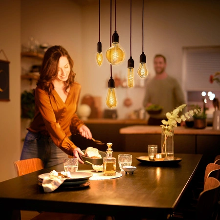 Żarówka LED E27 Edison ST64 3.1W = 25W 270lm 1800K Ciepła CRI90 300° FILAMENT Vintage Bursztynowa Ściemnialna Decorative Philips