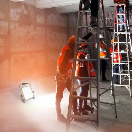 Przenośny Naświetlacz LED 50W 1600lm 5000K Neutralna 90° 2A Czarny VIDEX