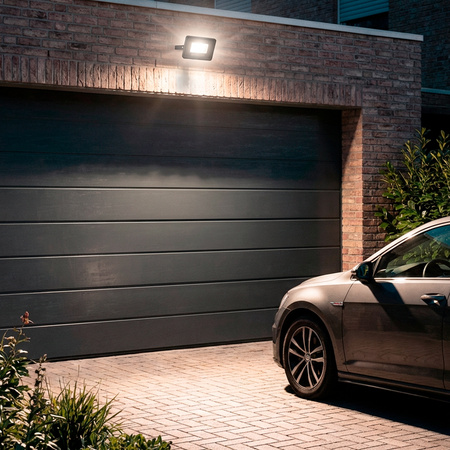 Naświetlacz LED ZONER 20W 1800LM 4000K IP65 Czarny LUMILED