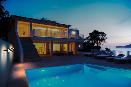 Lampa Solarna Ogrodowa Zewnętrzna Kinkiet Elewacyjny LED 4.5W 300lm 3000K IP44 Czarny Z Czujnikiem Ruchu i Zmierzchu Endura Ledvance