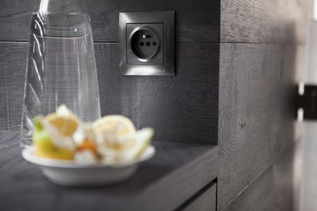 Włącznik pojedynczy DD1.01/11 SIMON 54 IP44 KOLOR BIAŁY