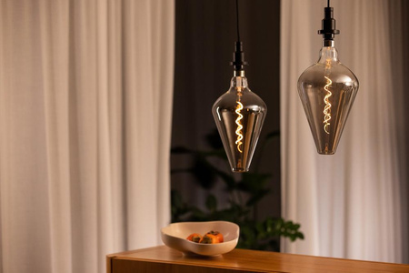 Żarówka LED Dekoracyjna E27 4W = 15W 140lm 1800K Ciepła 300° Dymiona Ściemnialna Vintage 1906 Osram