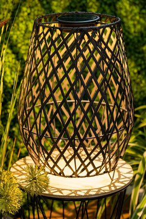 Lampa Solarna LED Zewnętrzna Ogrodowa Stojąca Latarenka 3000K IP44 38cm Czujnik Zmierzchu