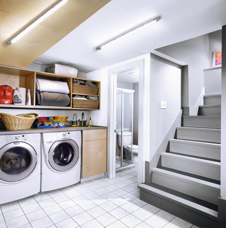 Lampa LED Oprawa Liniowa 8W 650lm 4000K Neutralna 60cm Hermetyczna IP65 z Czujnikiem Ruchu SUBMARINE LEDVANCE