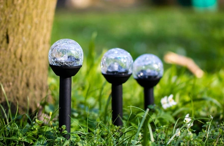 Lampa Solarna Ogrodowa LED Wbijana 5500-6000K IP44 33cm Czujnik Zmierzchu