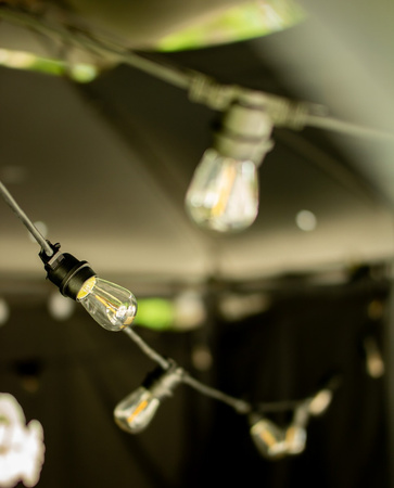 Girlanda Ogrodowa Zewnętrzna Łańcuch Świetlny 15m 15xE27 + Żarówki LED 2W 3000K Lumiled