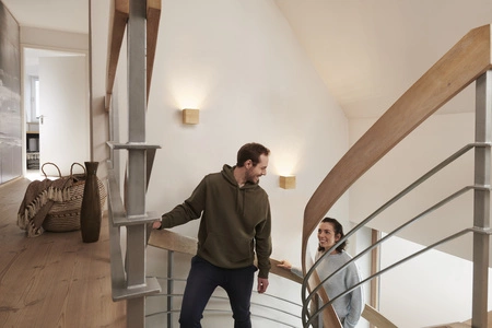 Kinkiet SMART+ WIFI Inteligentna lampa ścienna 7W ORBIS SWAN WOOD LEDVANCE