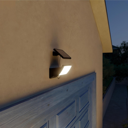 Lampa Solarna Naświetlacz Solarny LED 8.2W 1000lm 3000K Ciepła IP44 Czarny z Czujnikiem Ruchu Fyns Philips