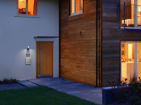 Lampa Ogrodowa Zewnętrzna Kinkiet Elewacyjny LED 12W 740lm 3000K IP44 Szary Z Czujnikiem Ruchu i Zmierzchu Endura Ledvance