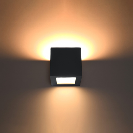 Lampa Ścienna Kinkiet E27 Kostka Kwadratowa Czarna Nowoczesna Leo Sollux
