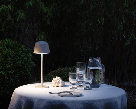 Lampa Ogrodowa LED Stojąca Ozdobna Lampka LED 2.5W 200lm 2700 4000 6500K CCT Ściemnialna Beżowy IP54 Endura Osram