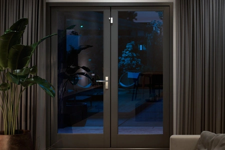 Inteligentny Czujnik Kontaktu do Okien i Drzwi Biały Bateryjny Zigbee Contact Sensor Secure Philips HUE