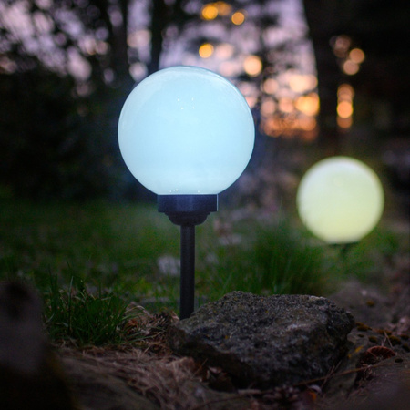 Lampa Solarna Ogrodowa LED ATRIS Wbijana Naziemna Biała Kula 25cm RGB LUMILED