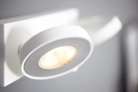 Lampa Sufitowa Reflektor LED 9W 1000lm 2200-2700K Ściemnialna WarmGlow Biała Clockwork Philips