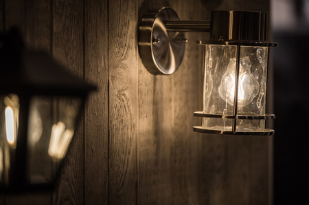 Lampa Ogrodowa Zewnętrzna Kinkiet Elewacyjny LED E27 IP44 Srebrny Endura Ledvance