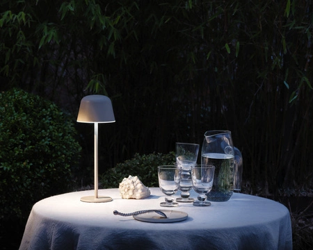 Lampa Ogrodowa LED Stojąca Ozdobna Lampka LED 2.5W 200lm 2700 4000 6500K CCT Ściemnialna Beżowy IP54 Endura Osram