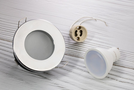 Zestaw Oprawa HALOGENOWA Hermetyczna Łazienkowa PODBITKA AQUS Chrom IP44 + LED GU10 5W 4000K Lumiled
