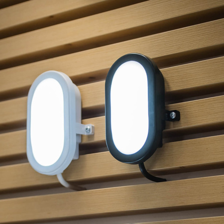 Lampa LED Przemysłowa Zewnętrzna Kinkiet Elewacyjny 6W 420lm 4000K IP54 Biały Z Modułem Awaryjnym Bulkhead Ledvance