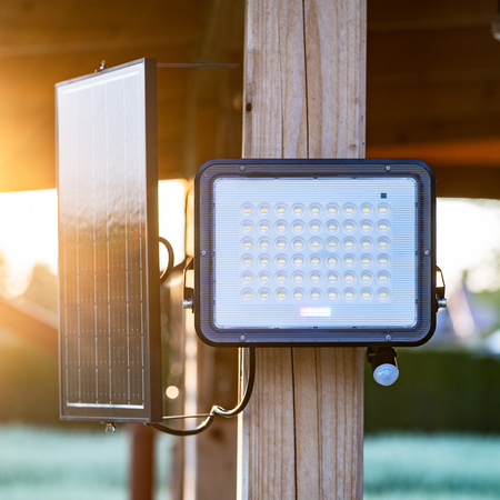 Naświetlacz Solarny LED Halogen 200W Lampa Ogrodowa 4000K IP65 Czujnik Ruchu PIR + Pilot FULGOR LUMILED