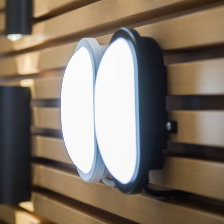 Lampa LED Przemysłowa Zewnętrzna Kinkiet Elewacyjny 11W 840lm 4000K IP54 Biały Z Modułem Awaryjnym Bulkhead Ledvance