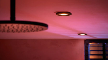 Oprawa Podtynkowa Wpuszczana LED Hermetyczna IP44 Łazienkowa 4.2W 400lm IP44 White and Color Ambiance RGB + TW Czarna Inteligentna SMART Zigbee Bluetooth Xamento Philips HUE